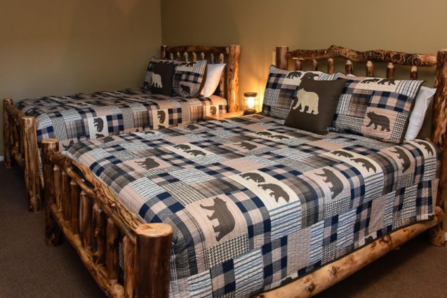 Cozy & Rustic Adirondack Lodging