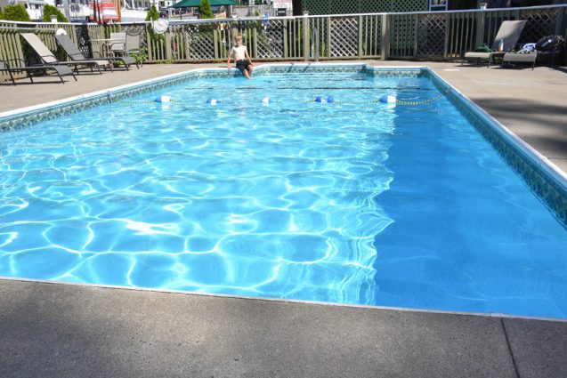 Outdoor swimming pool
