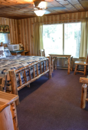 Cozy & Rustic Adirondack Lodging